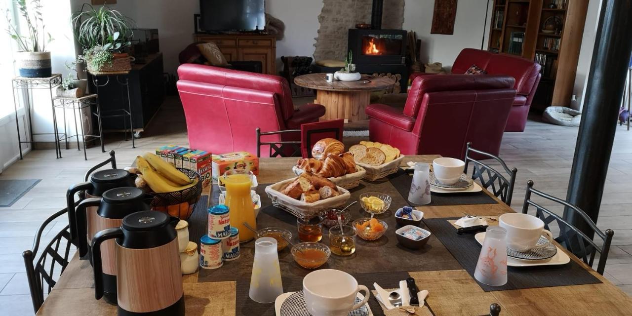 La Ferme Du Grand Bois Apartment Mouterre-Silly Екстериор снимка